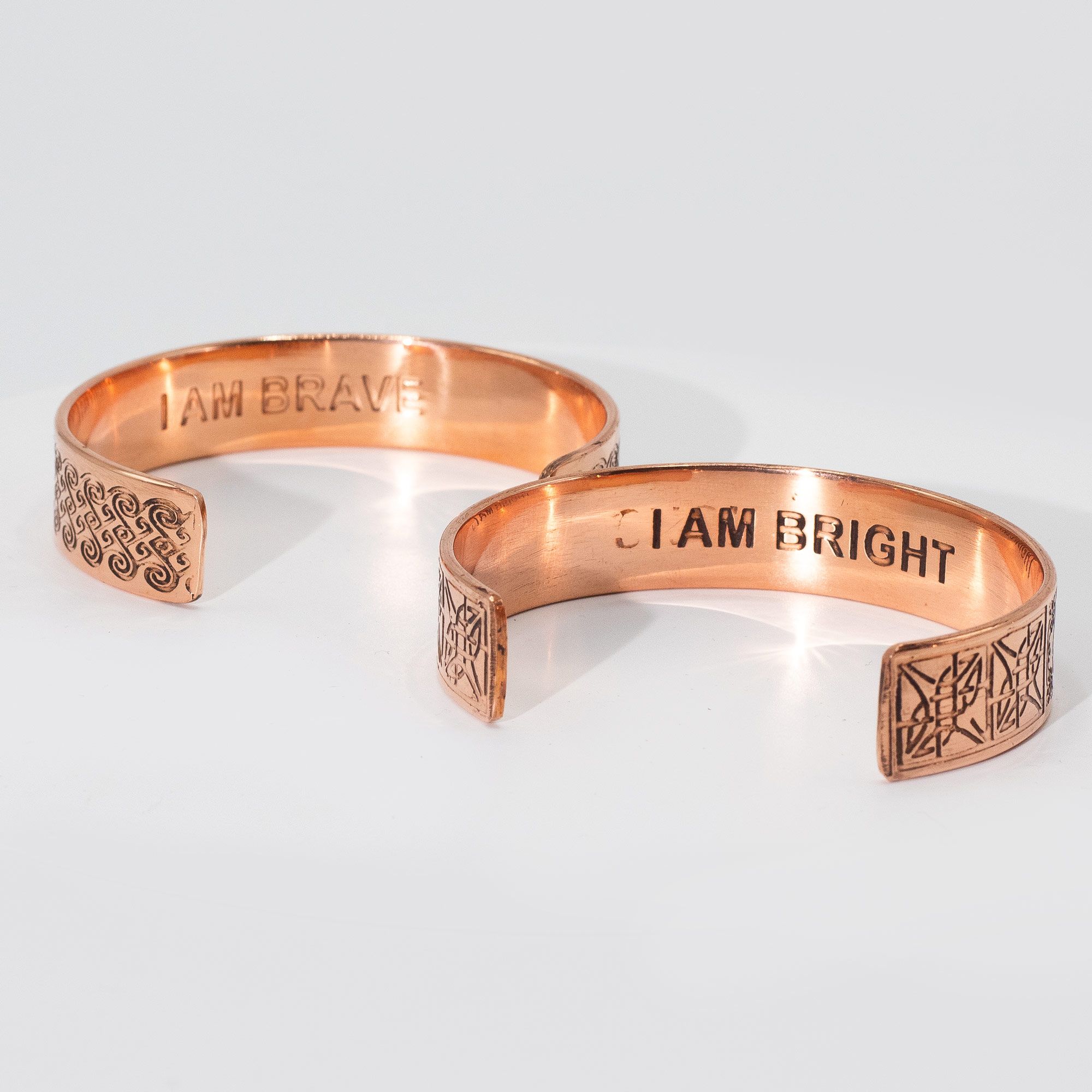 Pulseras de Cobre Macizo con Grabados de Afirmaciones (surtidas) - Imagen 6