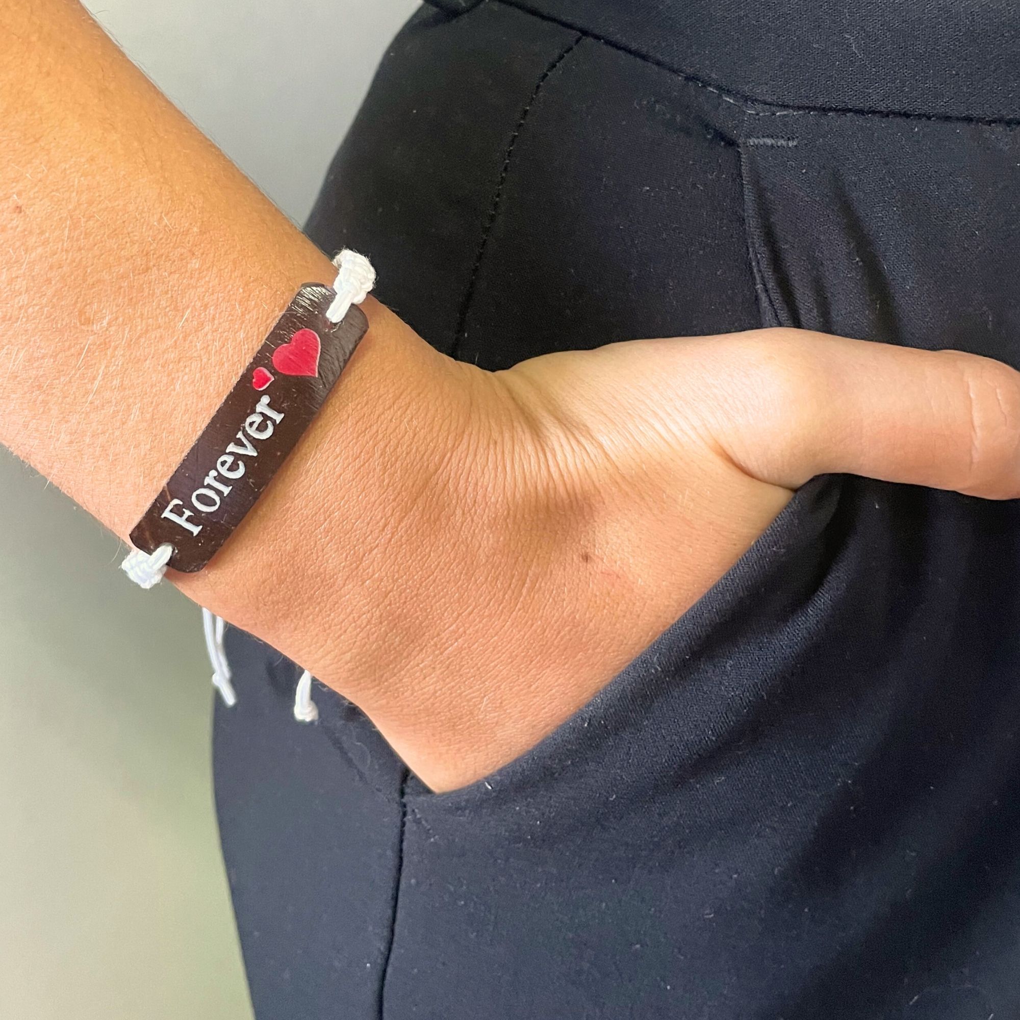 Pulseras de la Amistad Hechas a Mano - Amigos con Estampado de Coco (surtido) - Imagen 5
